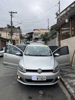 VOLKSWAGEN FOX 1.6 MI ROCK IN RIO 8V FLEX 4P MANUAL VOLKSWAGEN FOX 1.6 MI ROCK IN RIO 8V FLEX 4P MANUAL